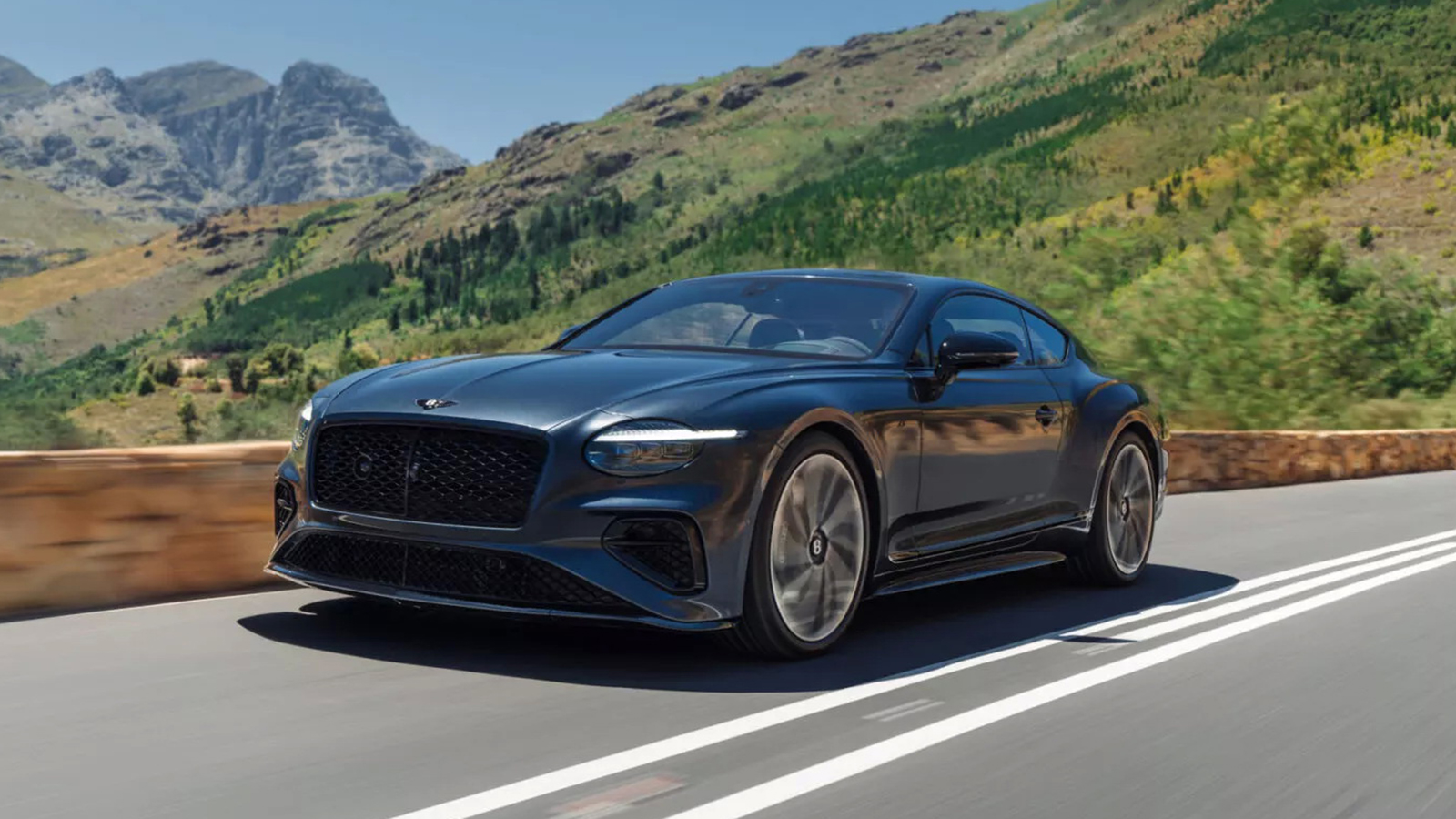 Ντεμπούτο με 680 άλογα για τη νέα Bentley Continental GT S 